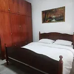 Apartment Fjori's