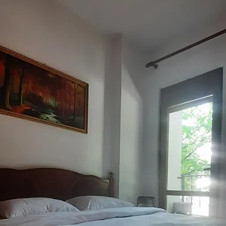 Apartment Fjori's Korce